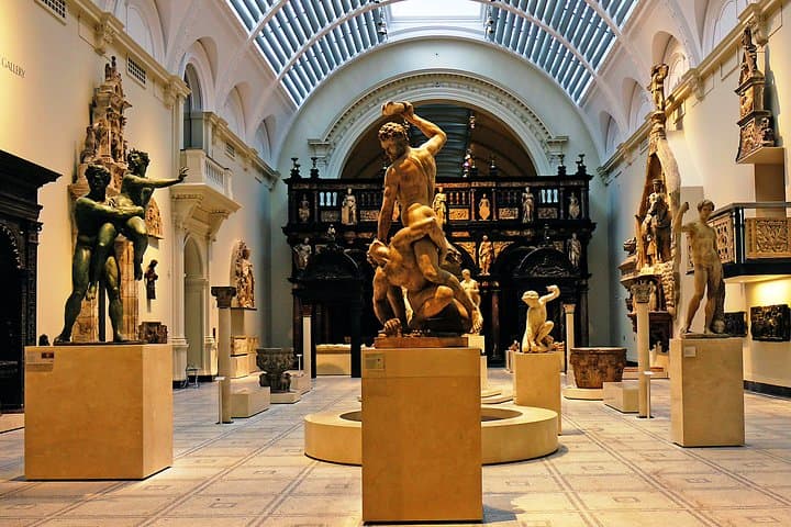 V&A Victoria and Albert Museum Guided Tour — Highlights, History & Practical Tips photo 6