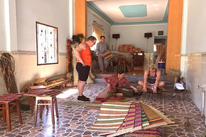 Nha Trang Local Cultural Tour: Ponagar Cham Towers, Long Son Pagoda & City Crafts photo 3