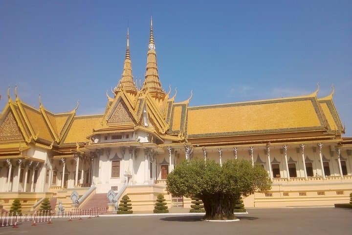 7-Day Private Cambodia: Phnom Penh to Siem Reap Cultural & Temple Tour photo 2