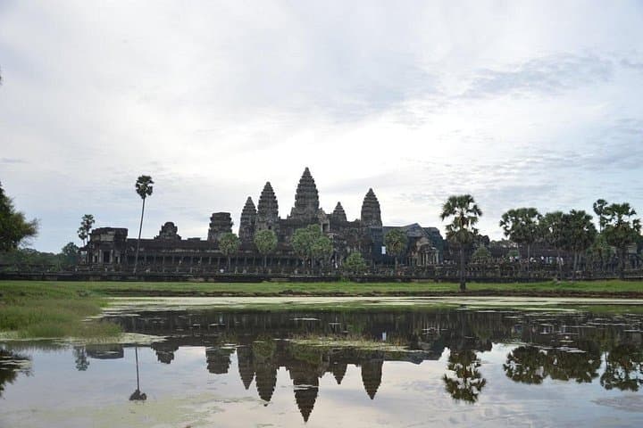 3-Day Angkor Wat Private Tour & Tonle Sap Village Experience photo 5
