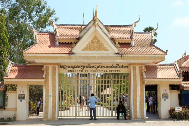 7-Day Private Cambodia: Phnom Penh to Siem Reap Cultural & Temple Tour photo 3