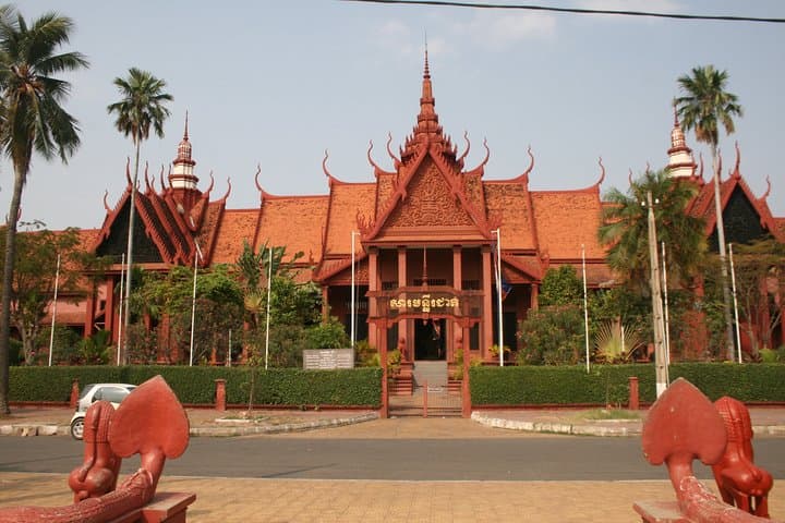 7-Day Private Cambodia: Phnom Penh to Siem Reap Cultural & Temple Tour photo 5