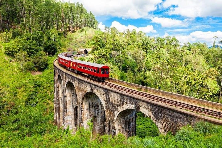 Little Adam’s Peak & Nine Arch Bridge: Morning Hike from Ella photo 2