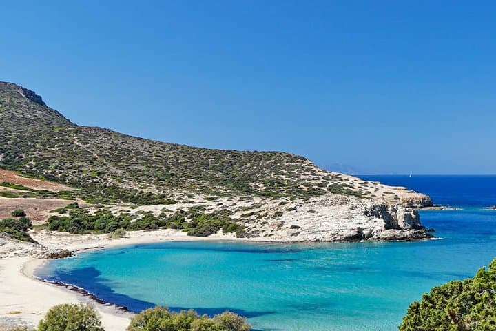 Private Paros Cruise: Antiparos, Despotiko & Panteronisia Day Charter photo 6