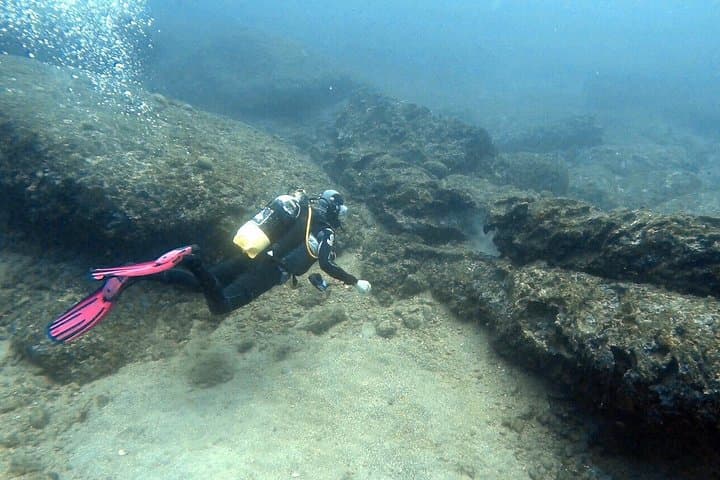 PADI Underwater Archaeology Course in Syracuse, Sicily