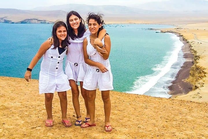 Paracas & Ica 2-Day Coastal Wildlife and Desert Adventure