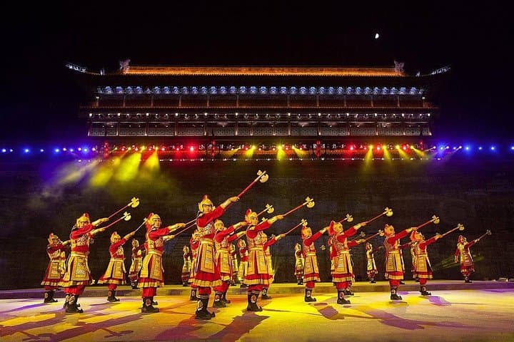 Private Xi'an Day Tour: Terracotta Warriors, City Wall & Muslim Quarter photo 5