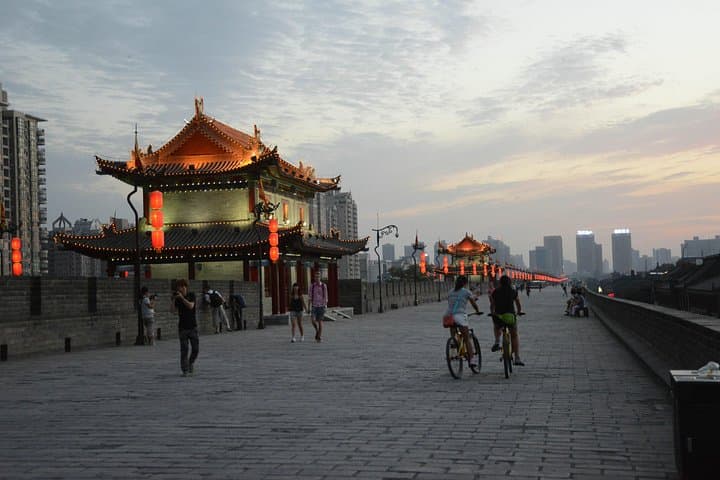 Private Xi'an Day Tour: Terracotta Warriors, City Wall & Muslim Quarter photo 2