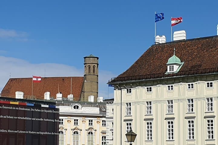 Private Vienna Walking Tour: St. Stephen's, Opera & Hofburg in 3 Hours photo 6