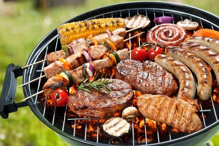 BBQ Dinner & Cat Dancers at Safari Park Hotel Nairobi — Live Kenyan Cabaret and Grill photo 1