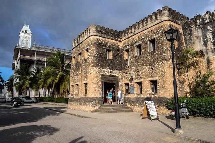 Stone Town & Prison Island: Private Day Tour from Zanzibar