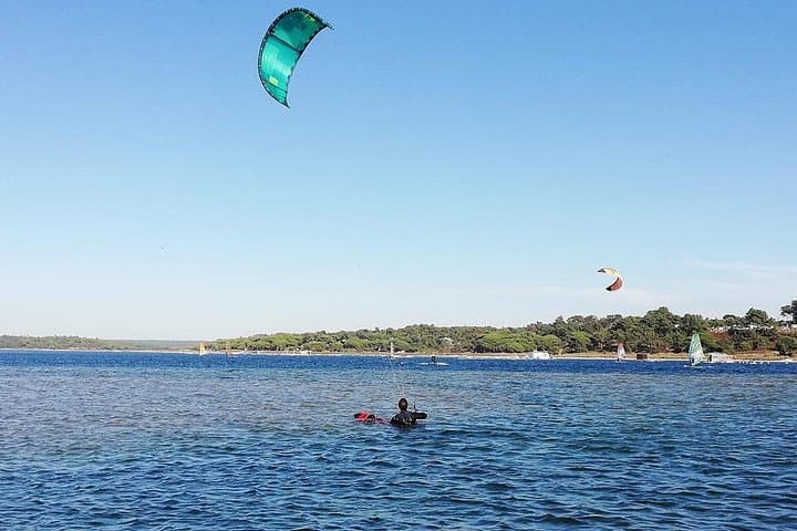 Lisbon Kitesurf Lesson — Level 2 Intermediate 3‑Hour Kiteboarding Course