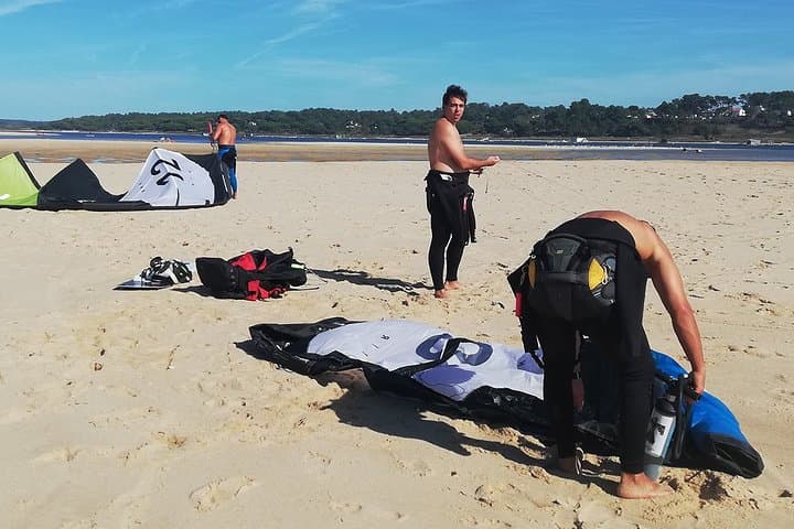 Lisbon Kitesurf Lesson — Level 2 Intermediate 3‑Hour Kiteboarding Course photo 2