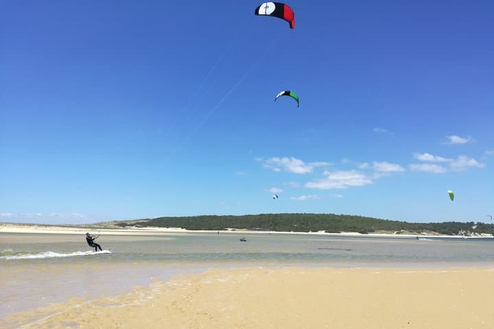 Lisbon Kitesurf Level 3: Become an Independent Kiter on Portugal's White-Sand Beaches photo 3