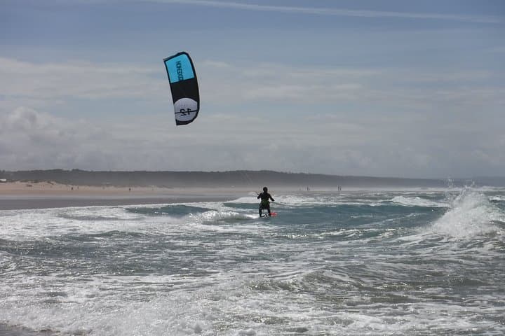 Lisbon Kitesurf Level 3: Become an Independent Kiter on Portugal's White-Sand Beaches photo 4