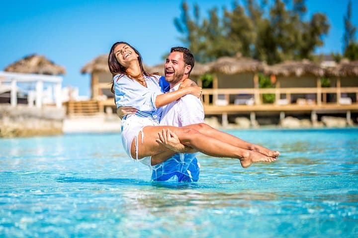 Pearl Island Bahamas Beach Escape with Lunch — Kayaking, Snorkeling & Lighthouse Access