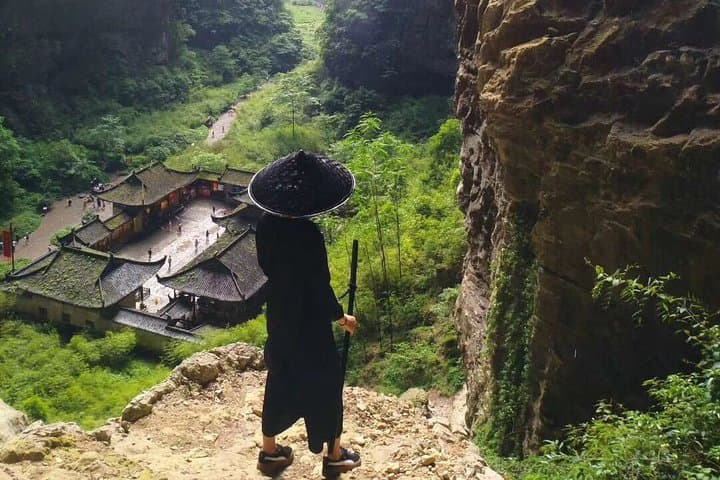 Guilin to Chongqing: 7-Day Private Tour Through Longji Terraces, Yangshuo & Wulong photo 1