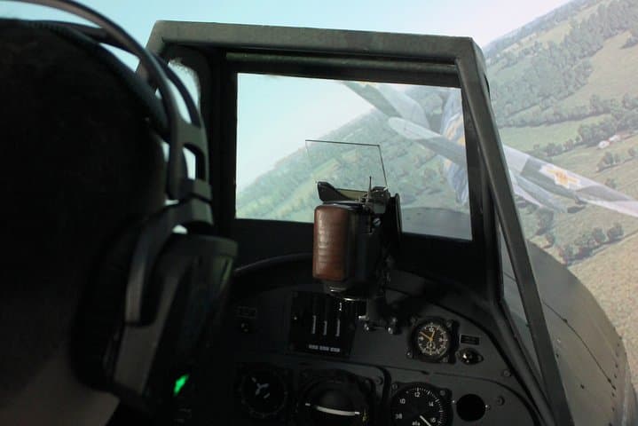 Private Combat Flight Simulator Prague — WWII Dogfight VR Experience photo 2