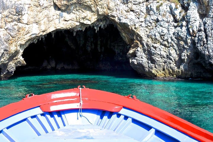 Private VIP Blue Grotto Boat Tour & Snorkeling from Sperlonga photo 4