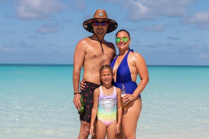 Private 34ft Speed Boat Snorkeling & Fishing Charter in Nassau photo 2