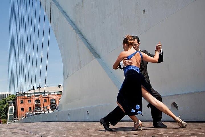 Private Tango History Tour in Buenos Aires — Gardel, Cafés & Caminito photo 6