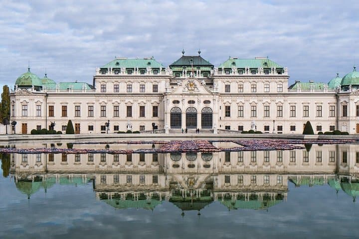 Vienna to Budapest Private Transfer with Bratislava Stop: Danube Views & Castle Walk photo 5