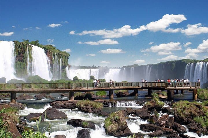 Explore Iguazu from Both Sides: Shared Roundtrip Transfers Between Brazil & Argentina photo 5