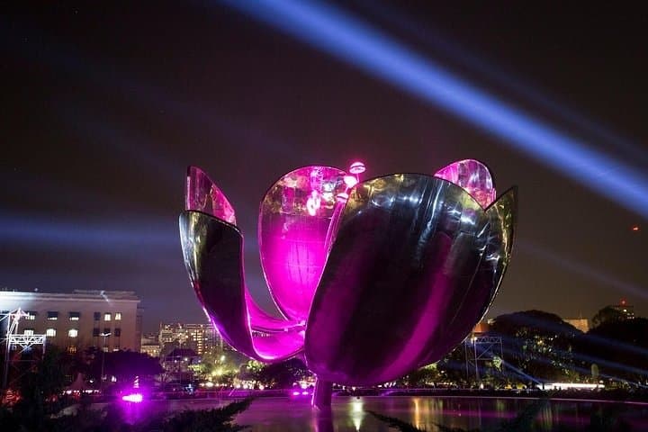 Buenos Aires by Night: Small-Group Evening Tour of Landmarks & Lights photo 3