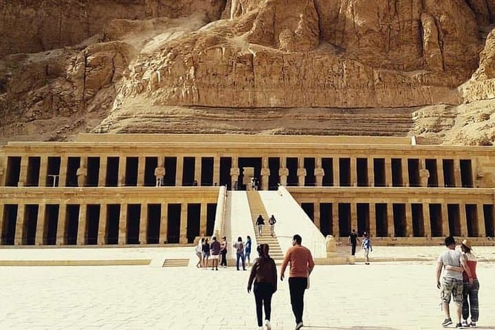 Dahabiya Nile Cruise from Luxor to Aswan: Intimate Temples & Island Nights photo 1