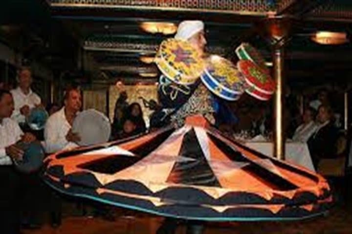 Evening Nile Dinner Cruise with Live Entertainment and Hotel Pickup photo 3