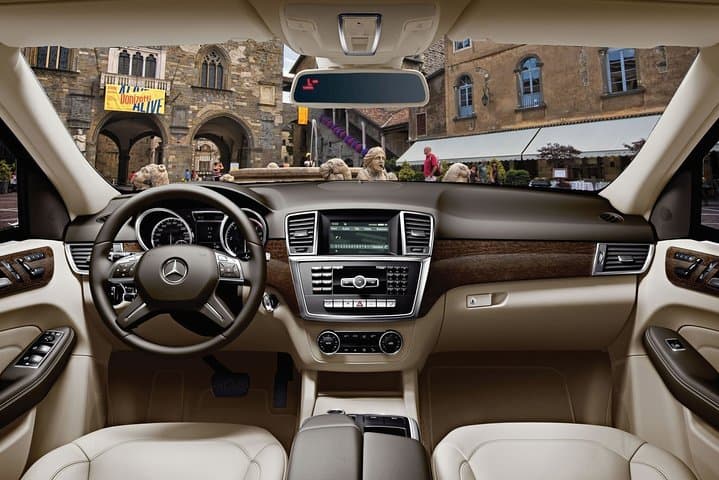 San Marino to Bologna Airport Private Transfer — Stress-Free BLQ Drop-Off