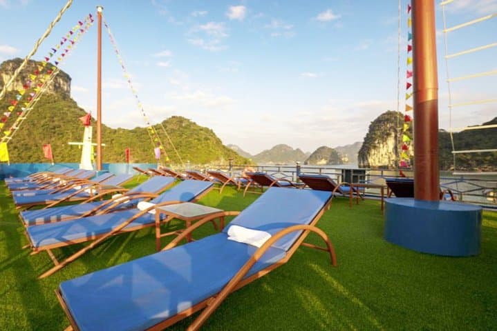 Lan Ha Bay 2-Day 4-Star Cruise: Overnight La Paci Through Ha Long’s Limestone Isles photo 4