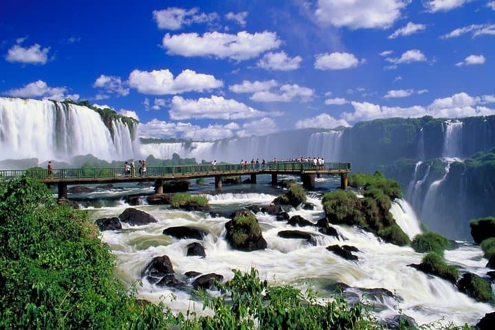 Premium 3-Day Iguazu Falls Tour: Airfare & Guided Visits to Both Sides