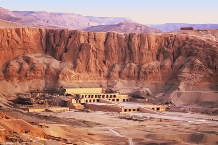 Full-Day Luxor East & West Bank Tour — Karnak, Valley of the Kings & Hatshepsut photo 3