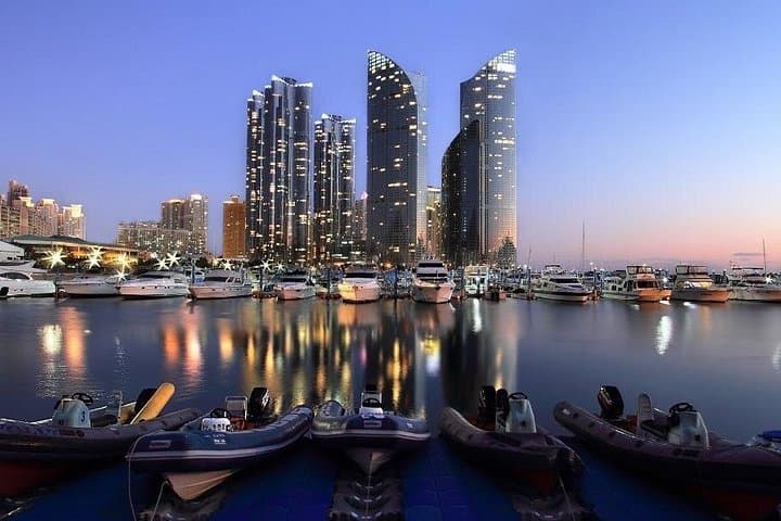 Busan Night Views: Gwangalli, Marine City & Hwangnyeongsan Small-Group Tour photo 3