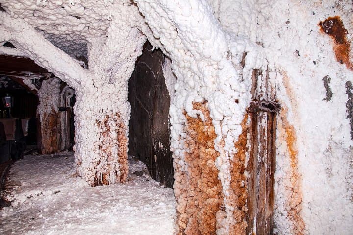 Private Skip-the-Line Wieliczka Salt Mine Tour from Kraków photo 2