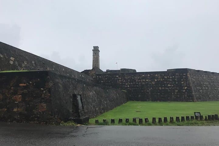 Galle Fort Day Trip: Historic Dutch Fort, Maritime Museum & Coastal Walks photo 5