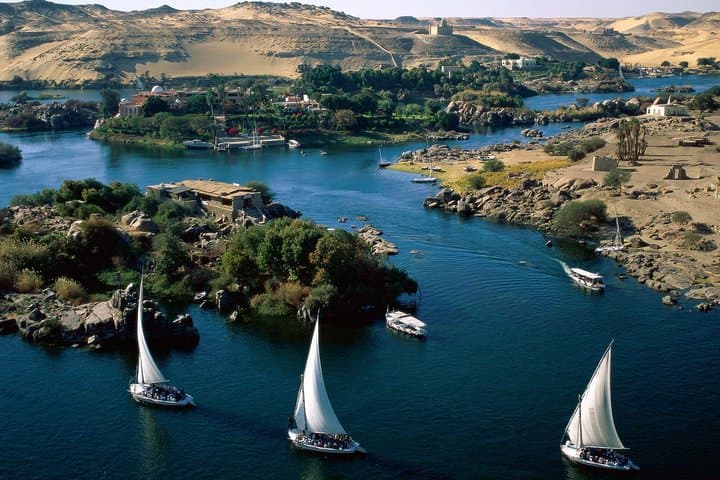 7-Day Private Egypt Sightseeing Tour: Luxor to Aswan, Cairo & Alexandria photo 3