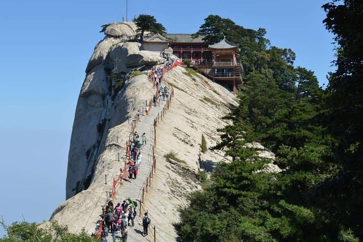 Conquer Mount Huashan: East Peak Hike & Cable Car Private Day Tour from Xi'an photo 4