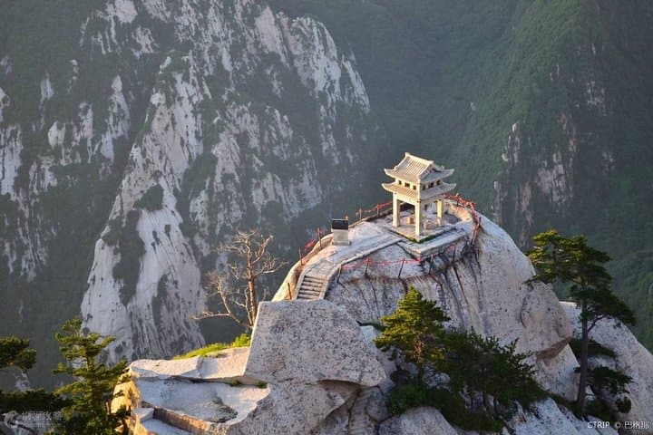 Conquer Mount Huashan: East Peak Hike & Cable Car Private Day Tour from Xi'an photo 6