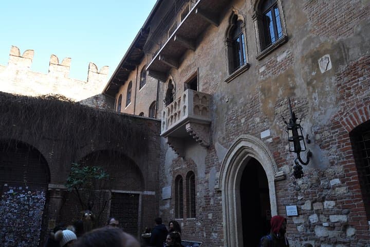 Verona Instagram Tour: Photogenic Sights, Practical Tips & Where to Shoot photo 2