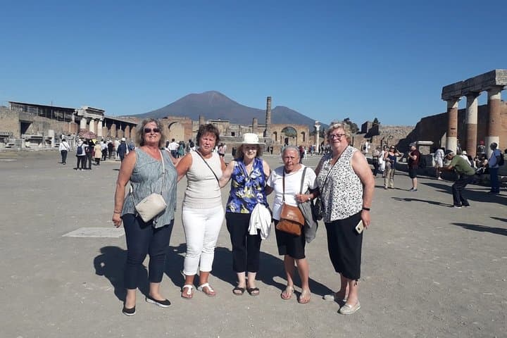Pompeii & Amalfi Coast Day Trip from Naples Port — Skip-the-Line & Positano photo 4