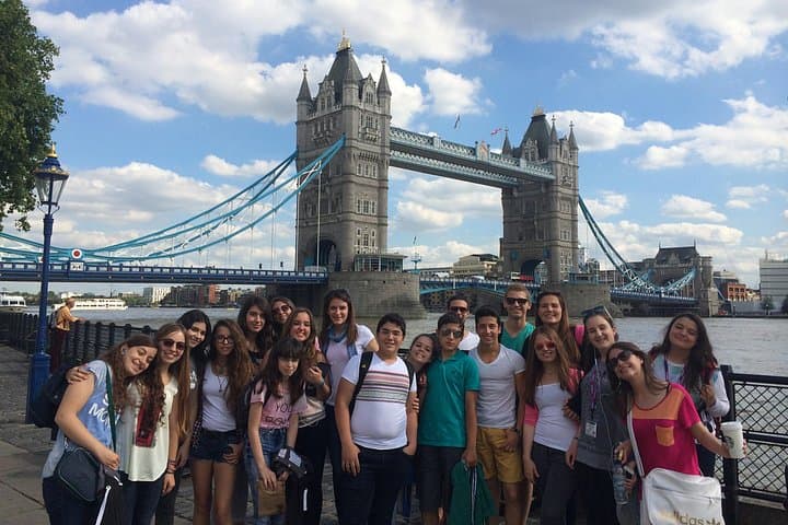 6-Day London Home-Stay Tour with English Host Families photo 1