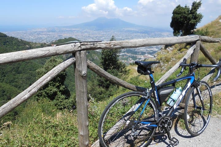 Chiunzi Pass Cycling Loop: Amalfi to Ravello and Back