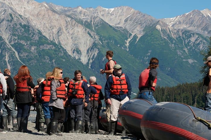 Half-Day Float Through Chilkat Bald Eagle Preserve: Haines Rafting & Wildlife Viewing photo 3