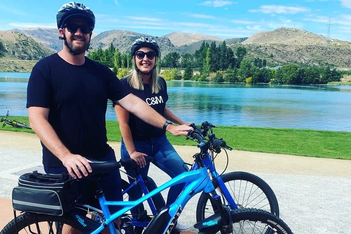 Ride the Lake Dunstan Trail: Cromwell to Clyde E‑Bike Rentals & Shuttle photo 5
