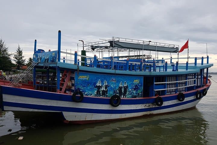 Hoi An & Cham Island 2-Day Private Tour with Sea Trek and Snorkeling photo 4