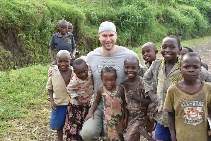 4-Day Virunga Gorilla Trekking and Nyiragongo Volcano Hike photo 6