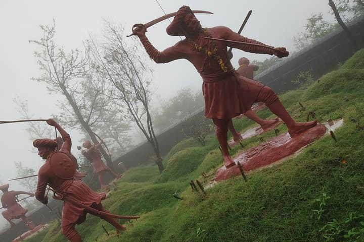 Sinhagad Fort Guided Half-Day: A Practical Trek & Sightseeing Guide from Pune photo 5