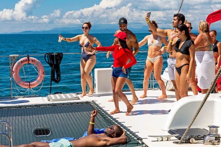 All-Inclusive Taboga Island Catamaran Tour from Panama City photo 3